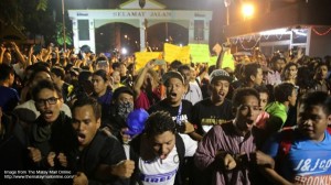 8 UM Students Might be Expelled for Attending Anwar’s Speech