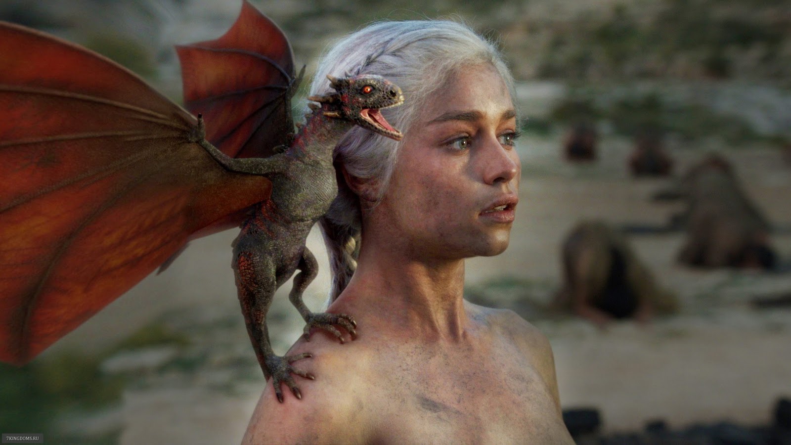 Daenerys Targaryen with dragons