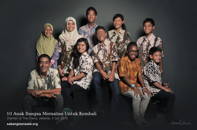 ferdinand with the 9 other kids for the programme.jpg  640×426