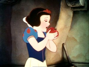 snow white eat poison apple