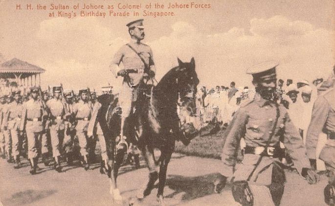 Sultan Ibrahim at a parade. Image from Wikipedia