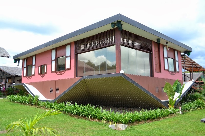 upside down house sabah Image from Virtual Malaysia