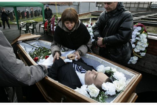 The funeral of Sergei Magnitsky. Image taken from 