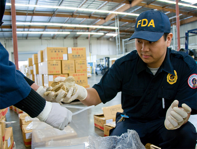 US FDA checking seafood Image from
