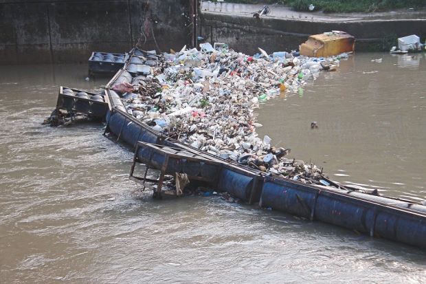 river rubbish