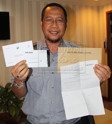 postal vote ballot envelope Image from Borneo Post Online