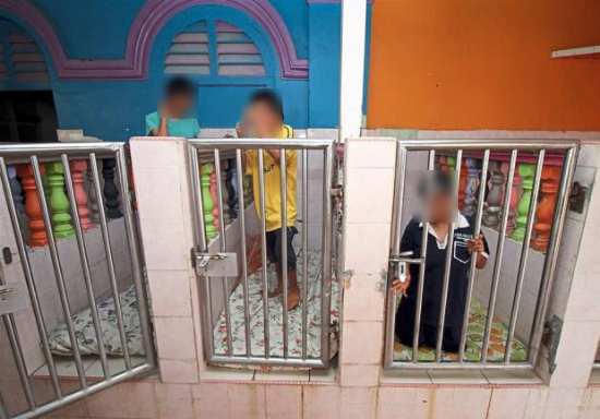 disabled-home-residents-cage-pens-mattresses