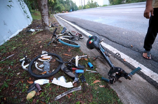 bicycle wreckage