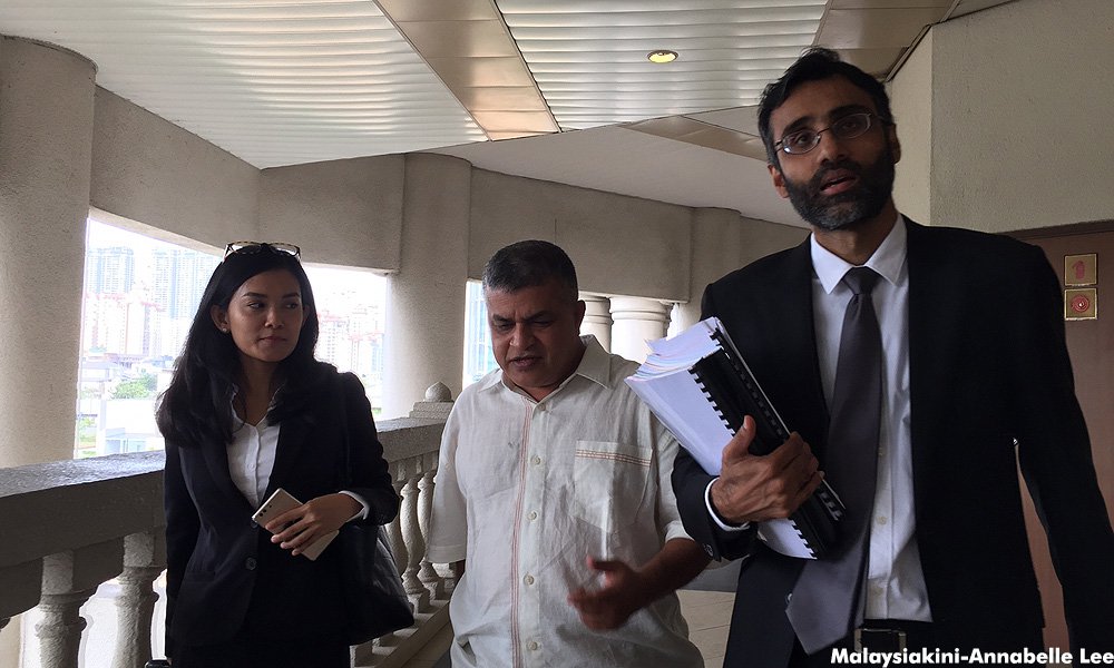 malaysiakini zunar travel ban immigration legal action april