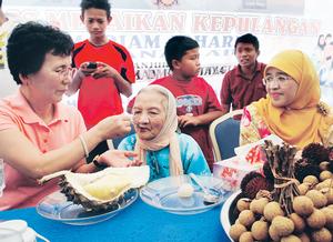 Got durian some more! Image from utusan.com.my
