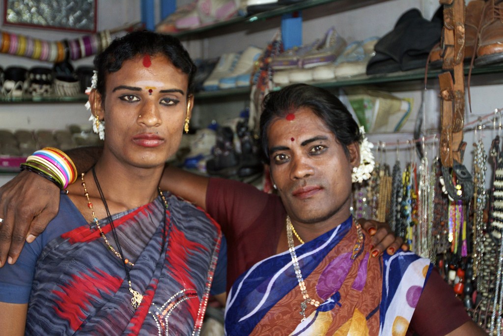 Two hijras from Bangladesh. Image from Pandeia.