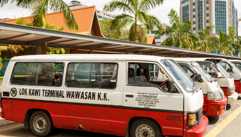 Mini vans at Wawasan Plaza. Photos from Wikimedia Commons. 