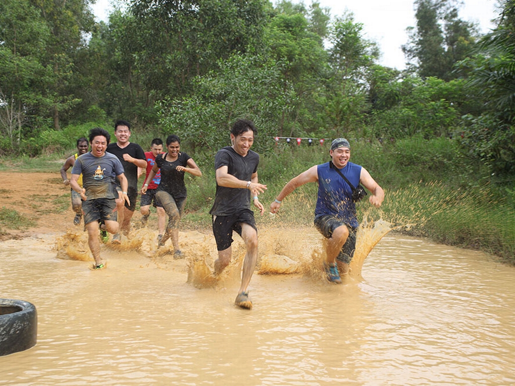 Something that can deter these people? *gasp* Img from expatliving.hk.