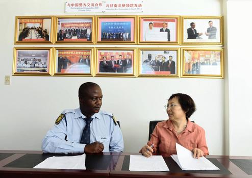 south africa cop police learn mandarin