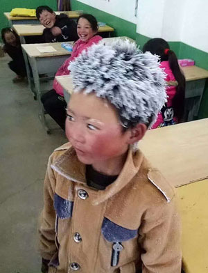 snowflake boy china student icicles
