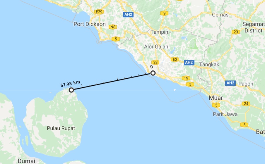 Instead of Port Dickson, the swim these guys are attempting will end at Pantai Klebang, Melaka. Screengrabbed from Google Maps.
