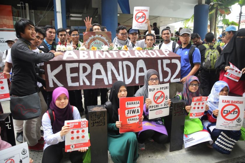 Anti-DLP keranda coffin 152 protest