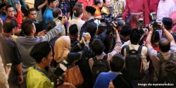 Malaysian journalists get cash handouts during GE too. And not all of them reject it.