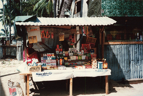 A small shop on Pulau Bidong. Img from Lang Nam's blogspot.