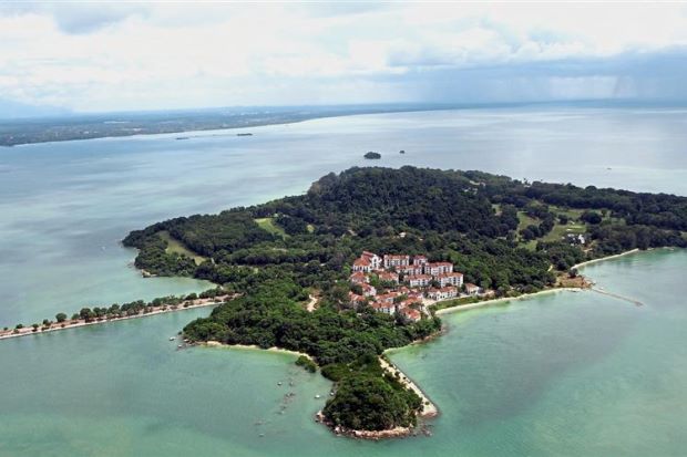 An aerial view of Pulau Besar, with (reportedly) abandoned resort buildings. Img from The Star.