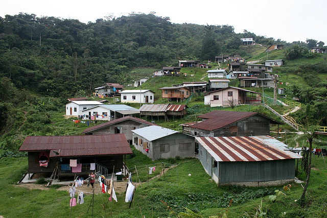 A scenic Orang Asli village in Cameron. Img from Asian Correspondent.