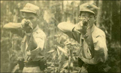 Communist fighters from the MCP. Image from Links