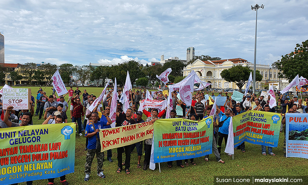 The protest that went on in Penang today (4 Nov). Image from Malaysiakini
