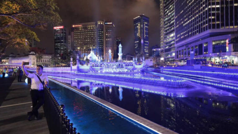 Well, at least the Klang River looks nice... at night.... Img from The Sun Daily
