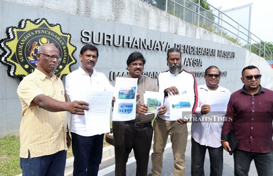 They say third time's the charm. Lokanathan third from left. Img from NST.