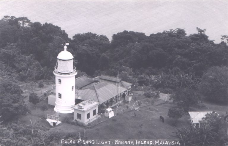 The Singaporean lighthouse in Malaysia. Img from Lighthouse Digest.
