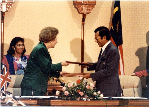 Dr Mahathir and Margaret Thatcher finally met each other. Img from Perdana Leadership Foundation.