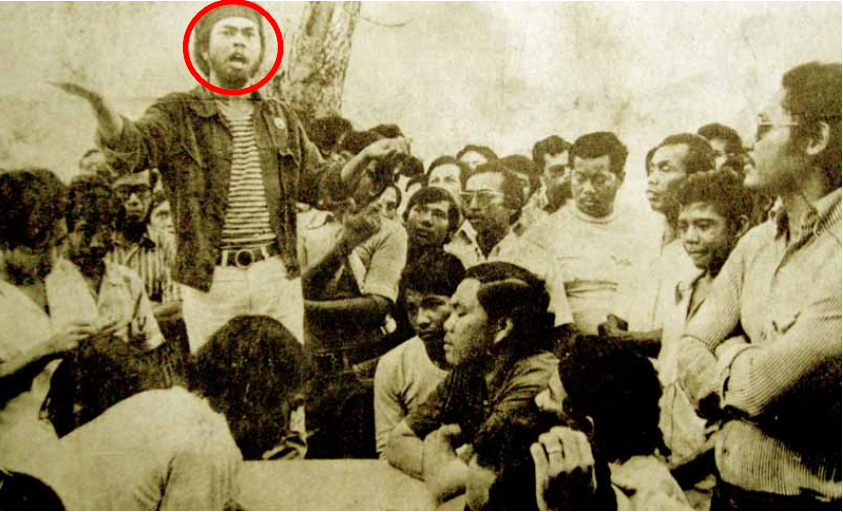 Look, a young Hishamuddin Rais delivering his speech to the crowd. Unedited image from Bakistani