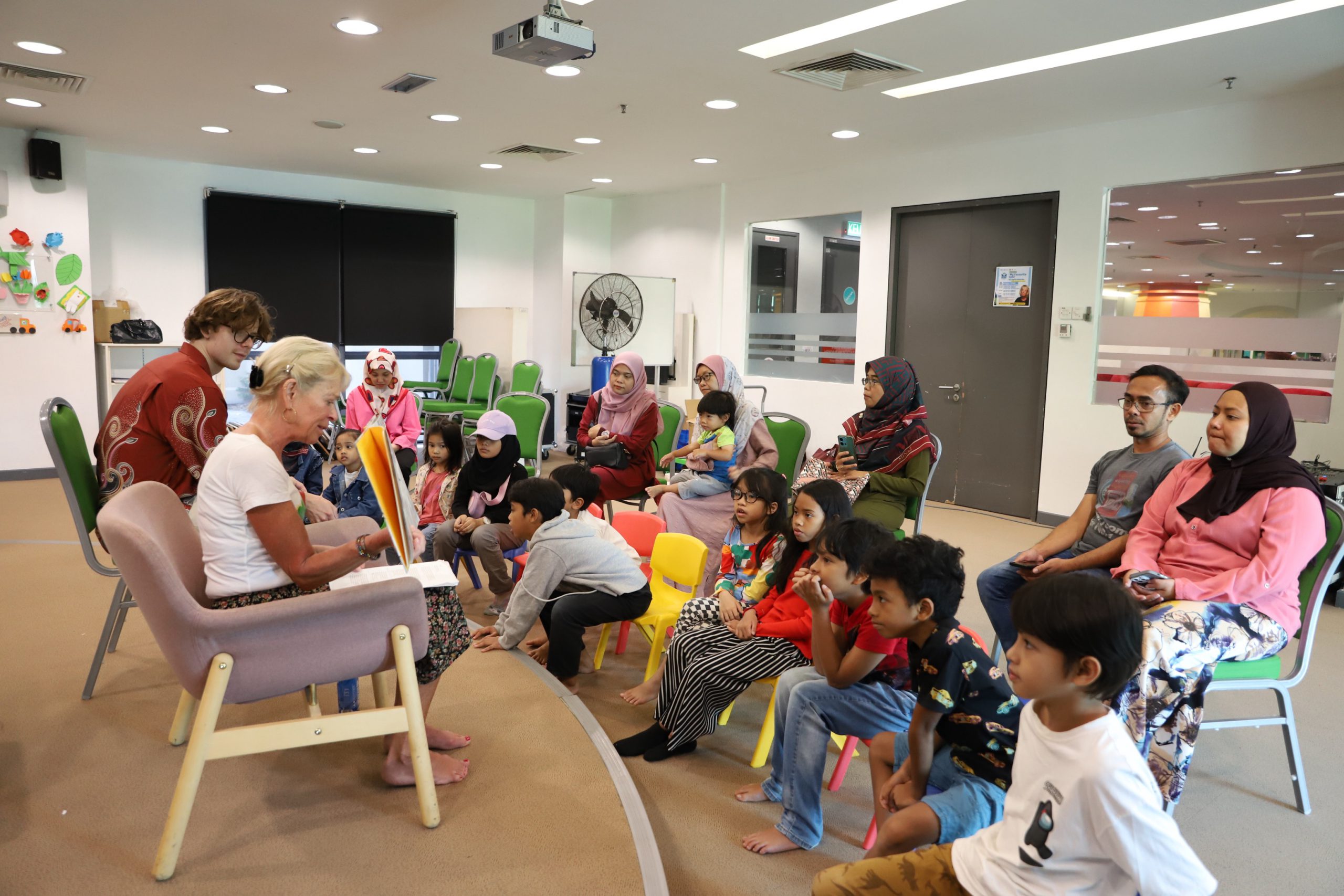 Children and parents at the Jom Kita Bincang event