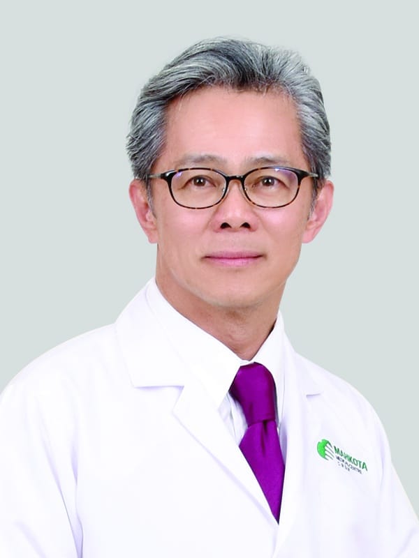 Dr Chong Breast Cancer Oncologist