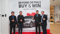 Drive home in a RM350k Lexus ES250 Premium when you buy Toshiba appliances!