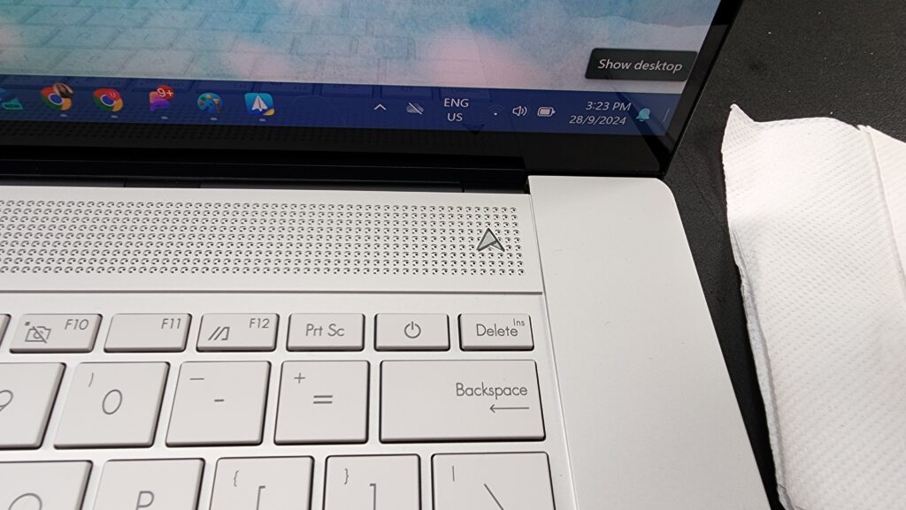 ASUS Zenbook S16 keyboard
