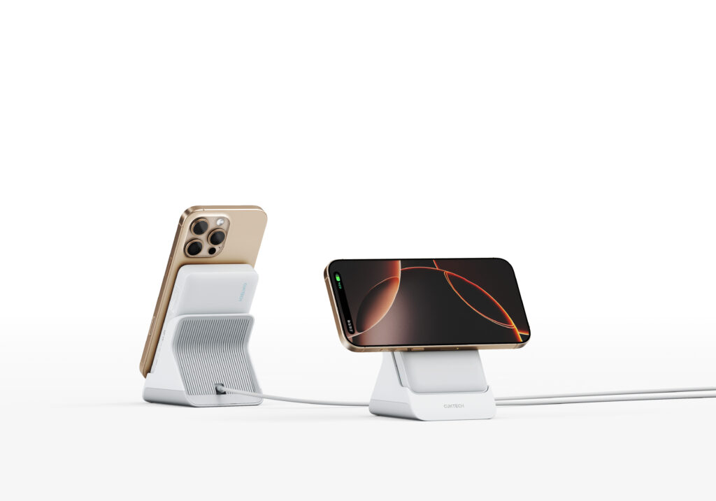 CUKTECH CP12 Magnetic Power Bank with Stand