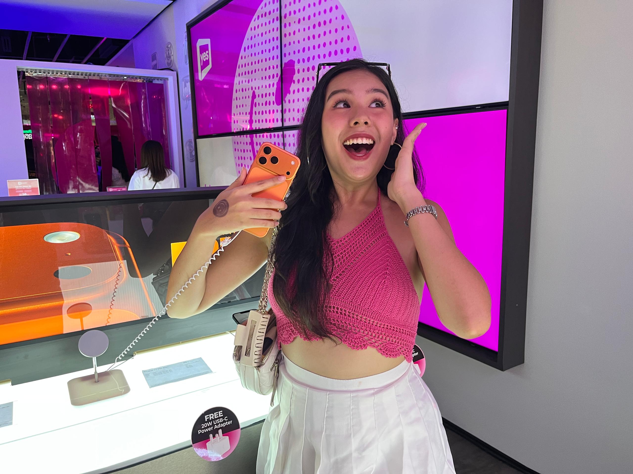 orange iPhone 17 ftw!