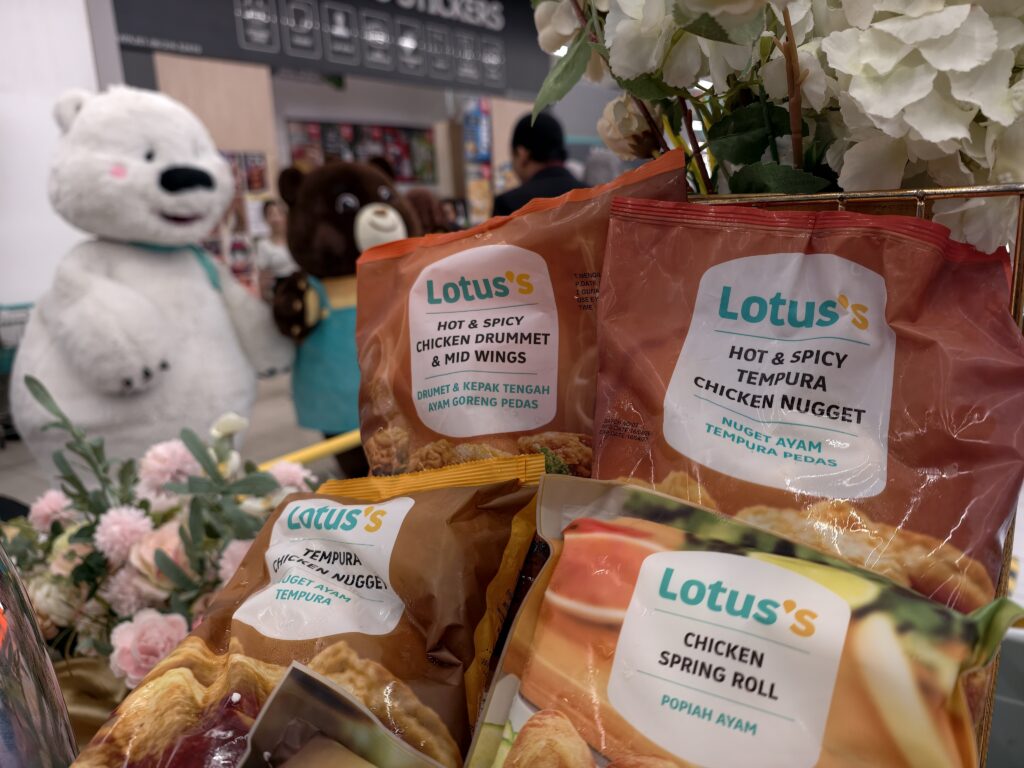 Lotus's 4th Anniversary
